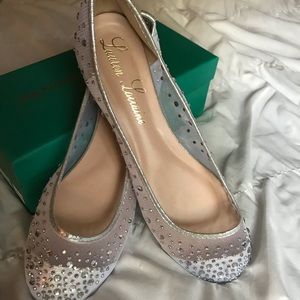 Brand new blingy flats size 11